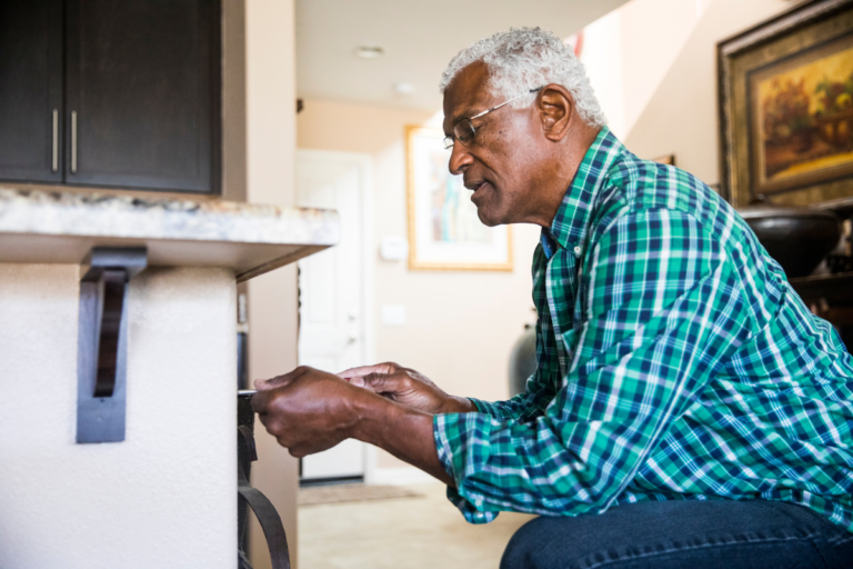 help-for-seniors-with-home-repairs